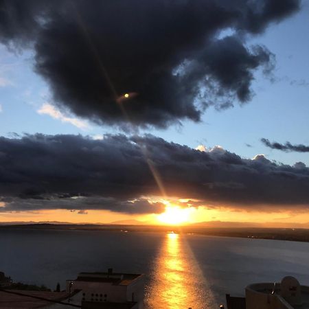 Las Mejores Puestas De Sol Roses Eksteriør billede